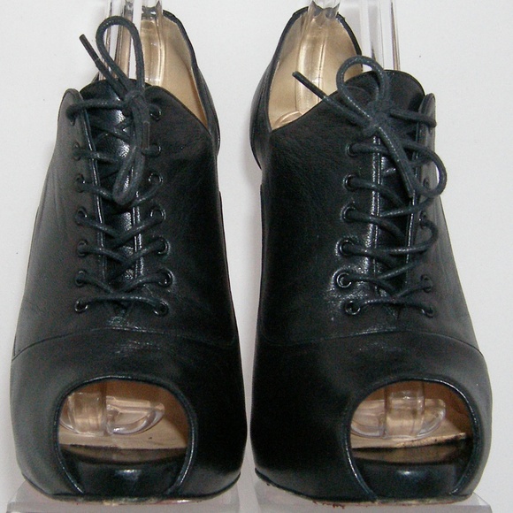 Christian Louboutin 'Lady Derby' black heels 10/40 - Picture 2 of 8